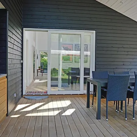 Three-bedroom Holiday With A Fireplace 05 בית נופש *