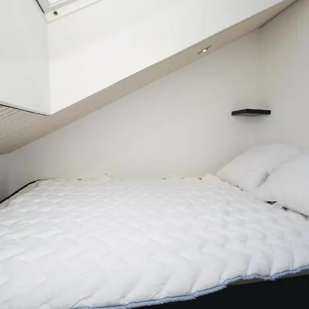 בית נופש Three-bedroom Holiday With A Fireplace 05 אודר